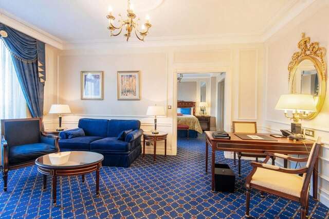 Отель Fairmont Grand Hotel Kyiv Киев-35
