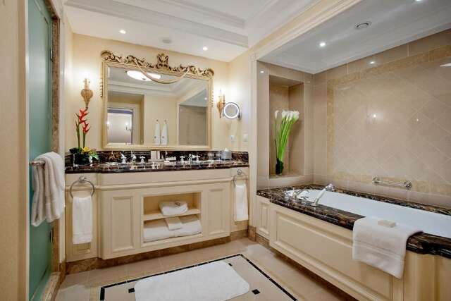 Отель Fairmont Grand Hotel Kyiv Киев-51