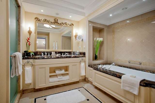 Отель Fairmont Grand Hotel Kyiv Киев-8